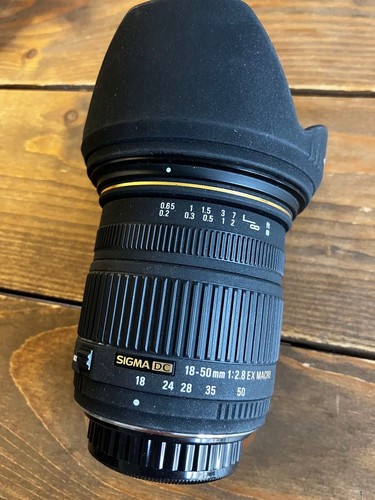 Sigma 50mm dc - 18-50mm, k